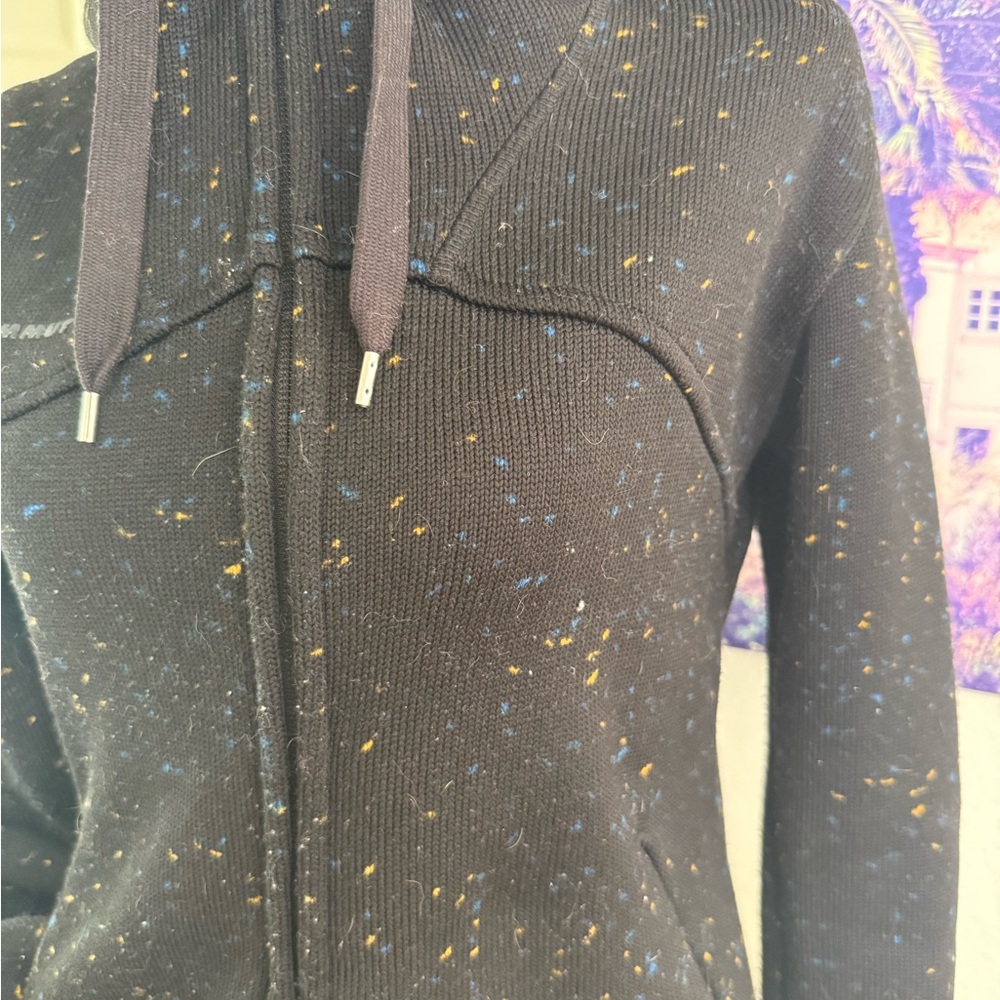 Mammut Black and Gray Fleece Jacket - Picture 12 of 15
